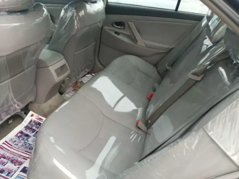 Toyota camry   - 2011
