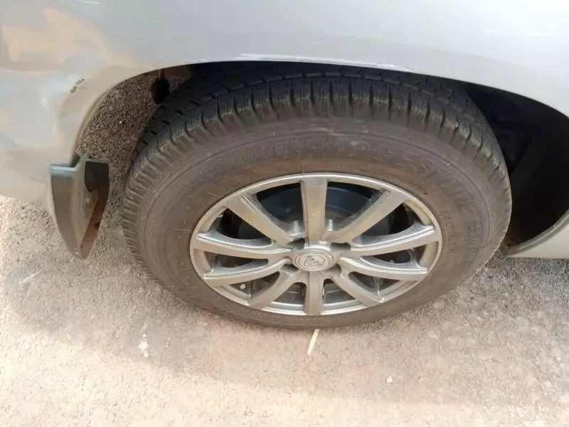 Toyota Succeed    - 2015