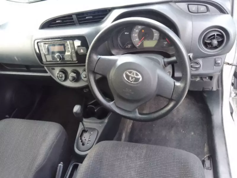 Toyota Vitz   - 2018