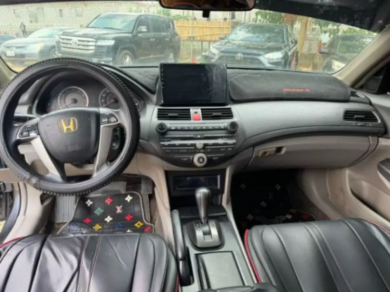 Honda Accord   - 2008