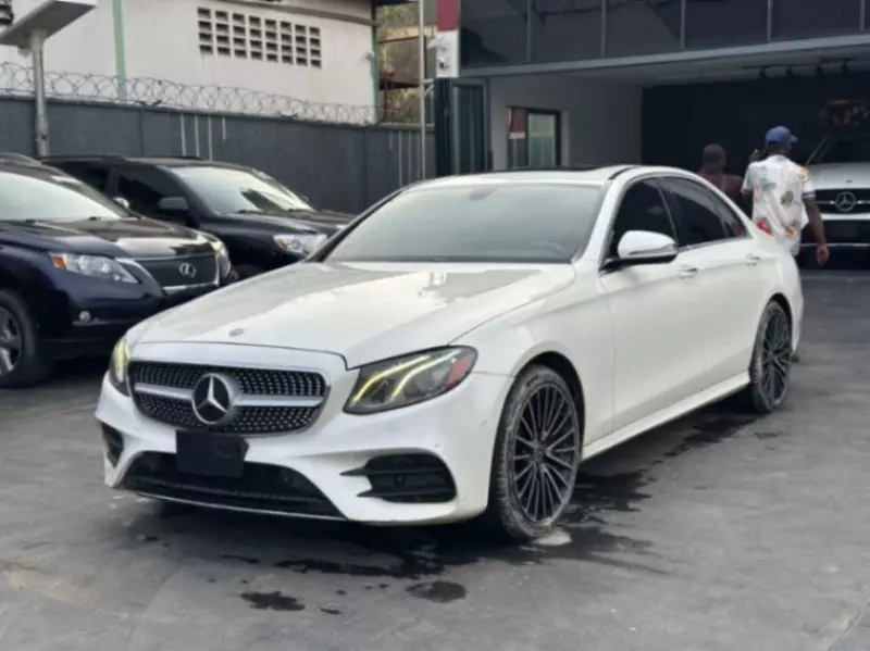 Mercedes-Benz E 300 - 2018