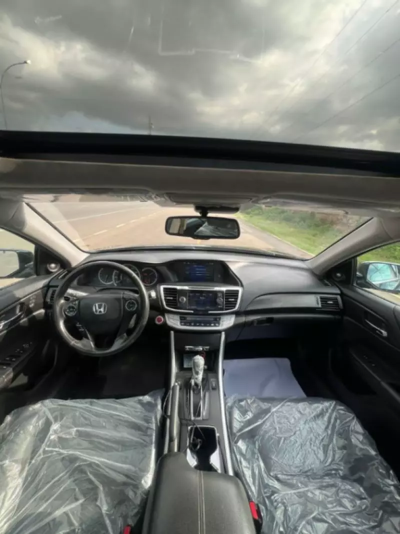 Honda Accord   - 2015