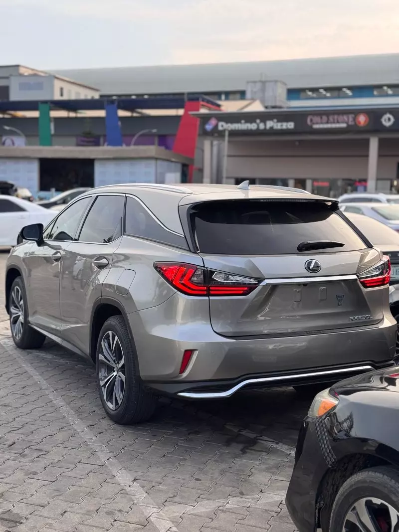 Lexus RX 350L   - 2019