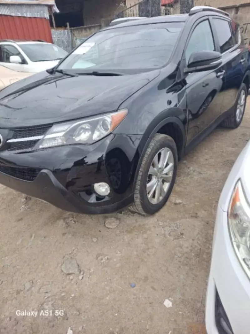 Toyota RAV4   - 2013