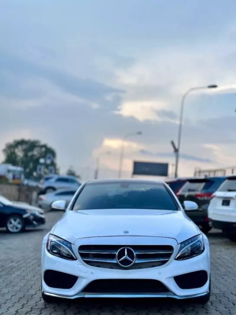 Mercedes-Benz C 400