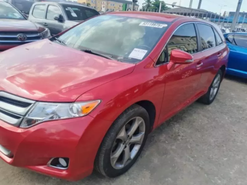 Toyota Venza   - 2014