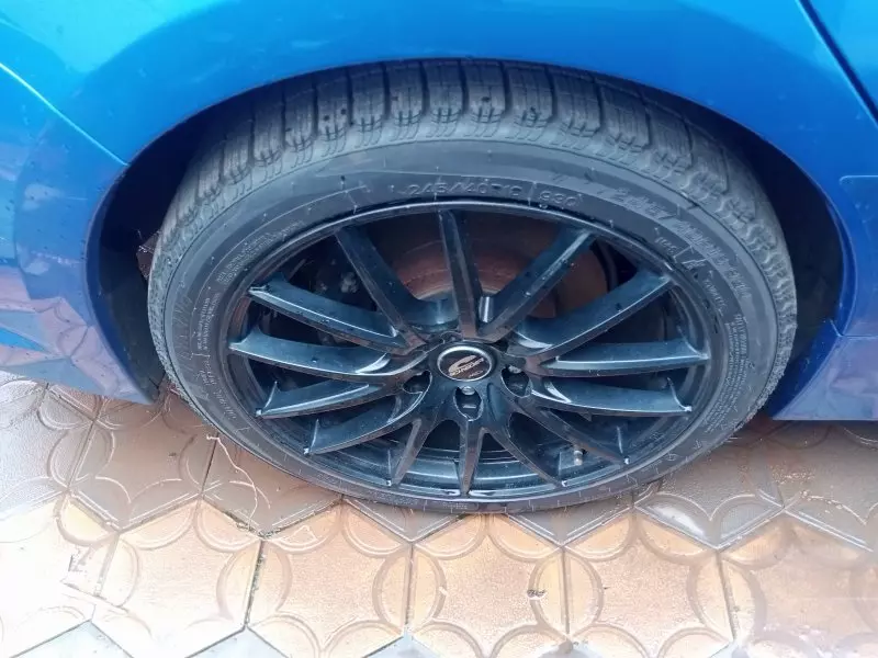 Subaru WRX STI   - 2012