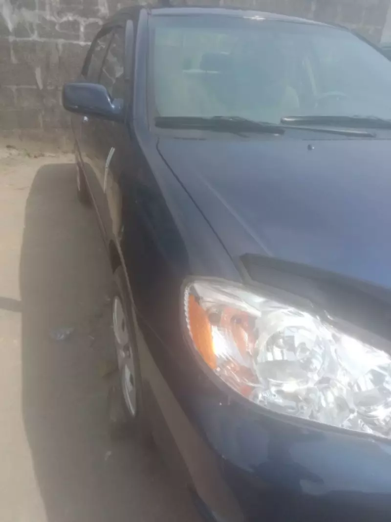 Toyota Corolla   - 2013