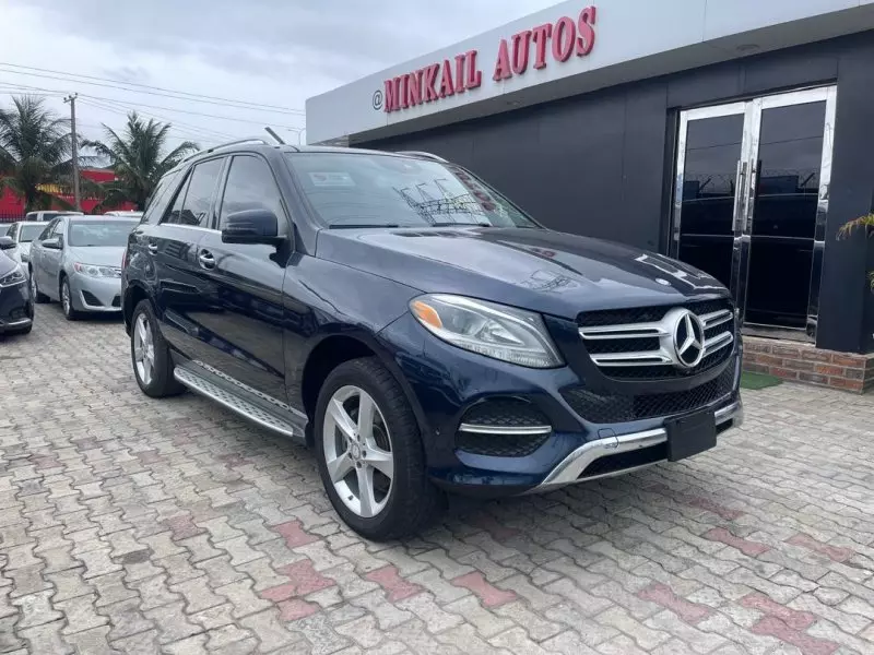 Mercedes-Benz GLE 350   - 2016