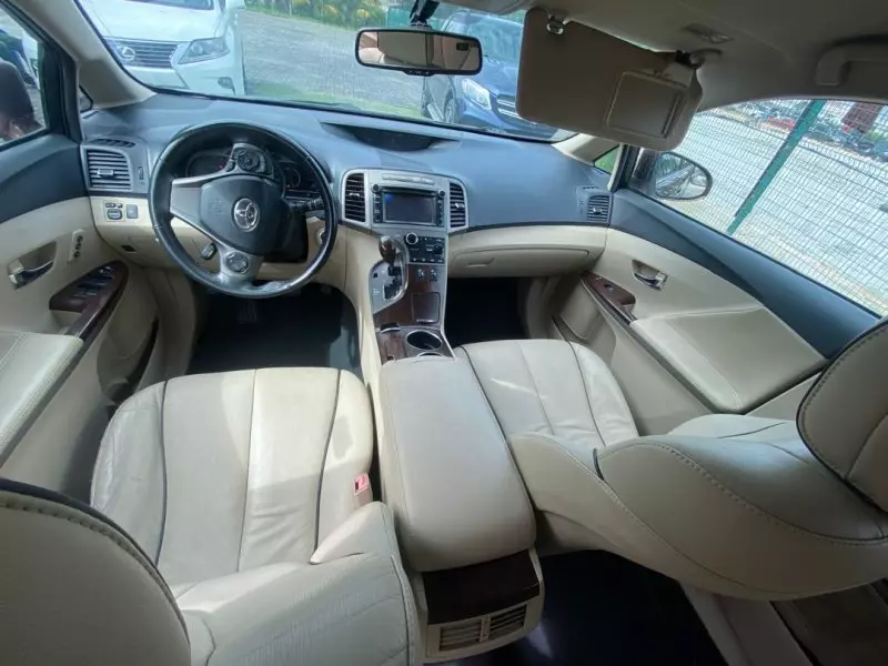 Toyota Venza   - 2014