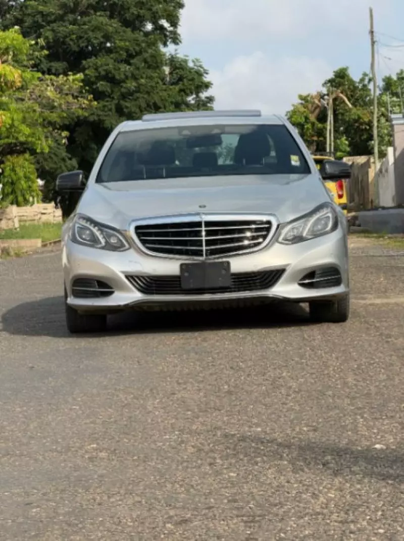 Mercedes-Benz E350