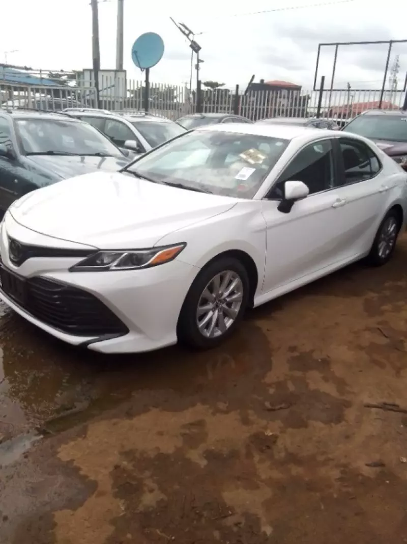 Toyota Camry   - 2007