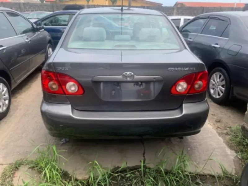 Toyota Corolla   - 2006