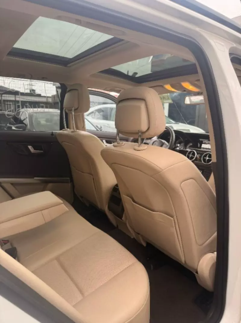 Mercedes-Benz GLK 350   - 2013