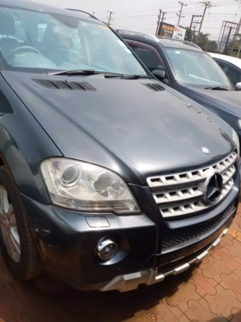 Mercedes-Benz ML 350   - 2010