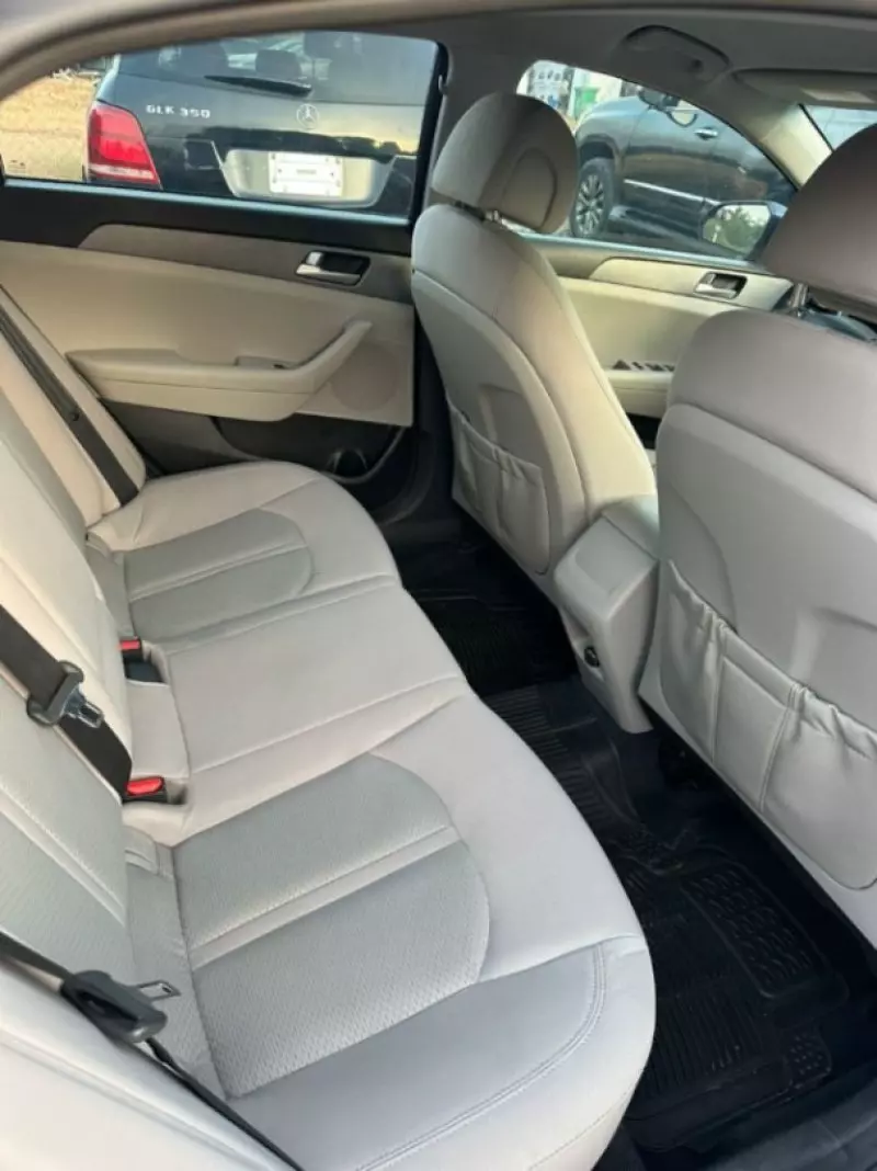 Hyundai Sonata   - 2015