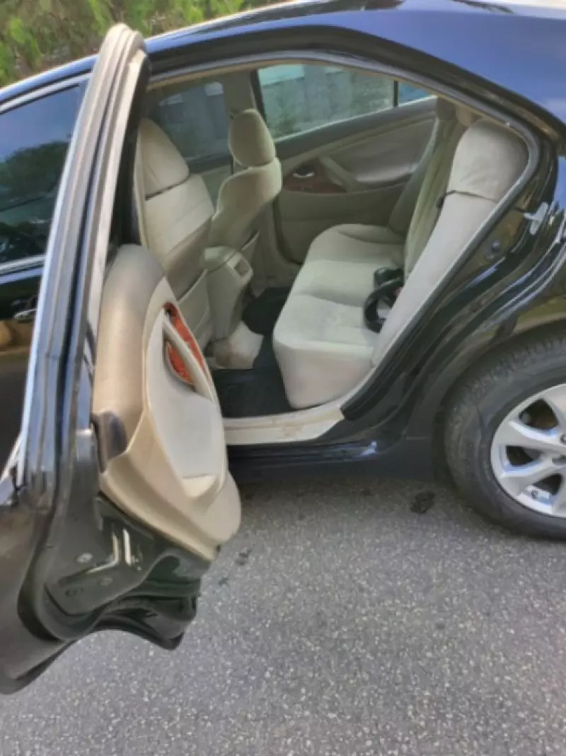 Toyota Camry   - 2010