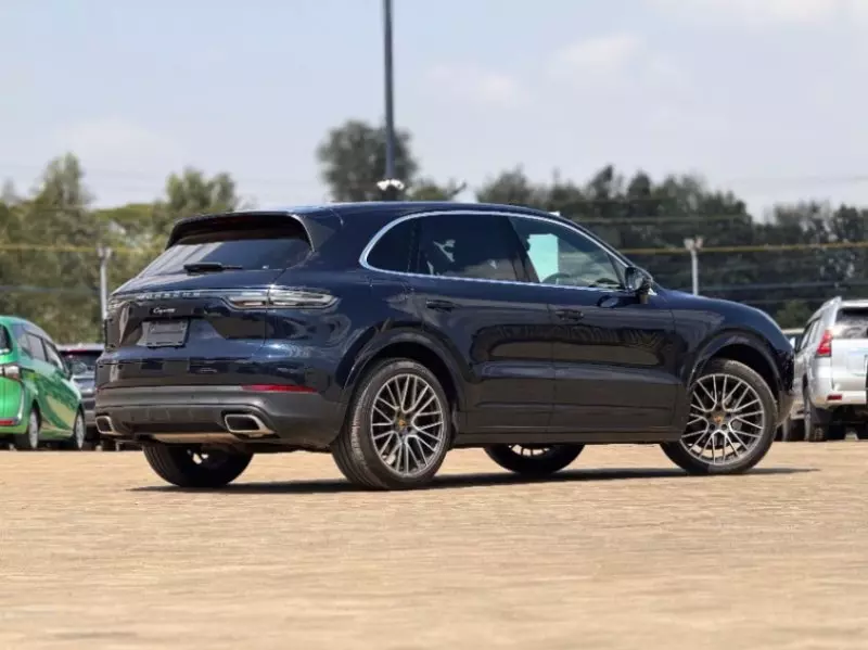 PORSCHE Cayenne   - 2018