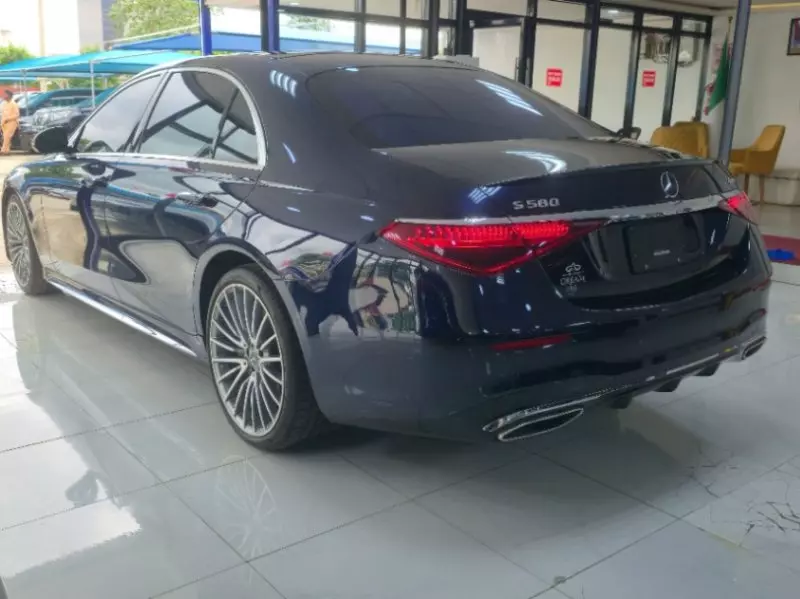Mercedes-Benz S 580   - 2022