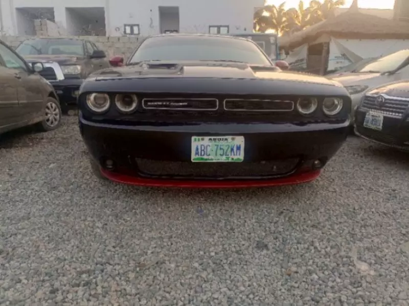 Dodge Challenger