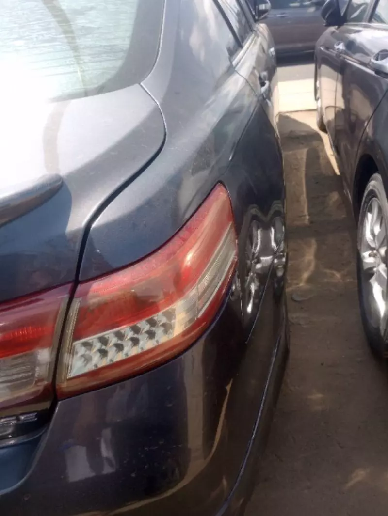 Toyota camry   - 20087