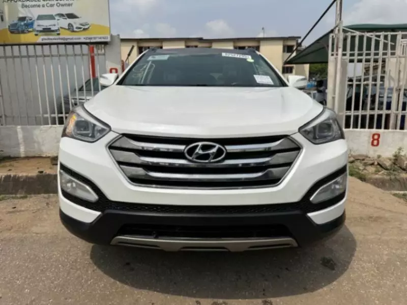 Hyundai Santa Fe Sport   - 2014