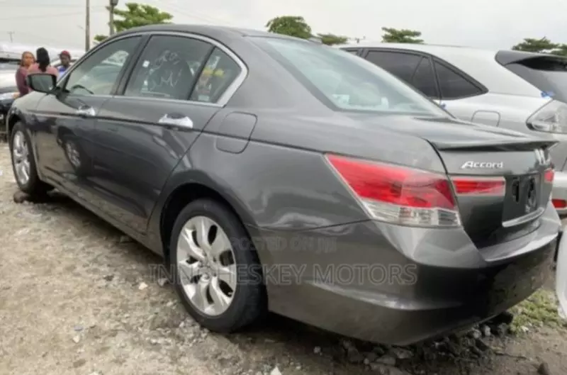 Honda Accord   - 2008