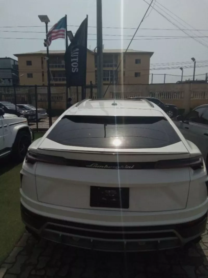 Lamborghini Urus