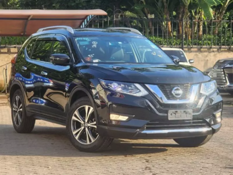 Nissan X- trail   - 2018
