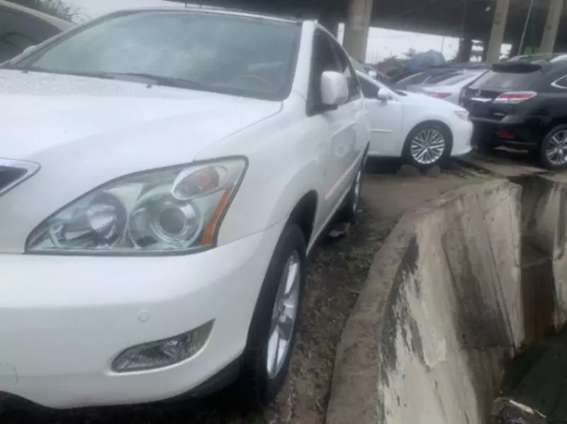 Lexus RX 330   - 2005