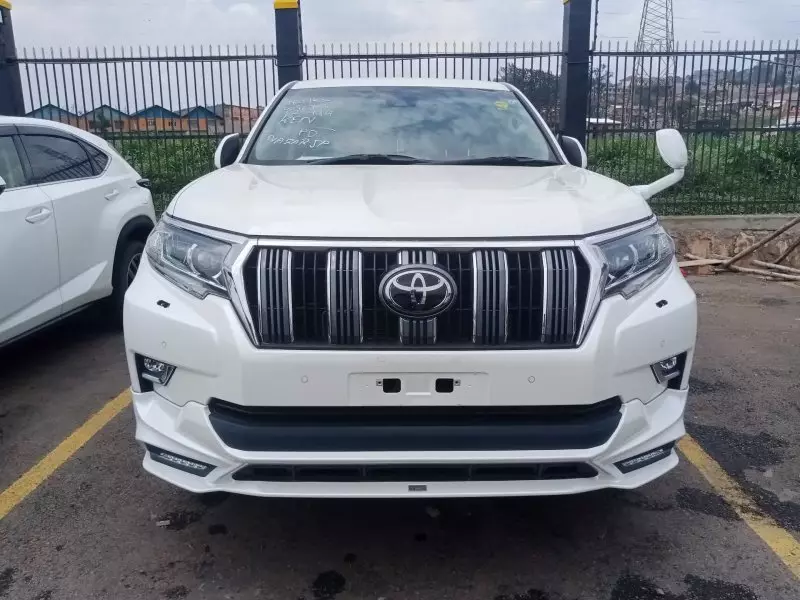 Toyota Landcruiser Prado   - 2019