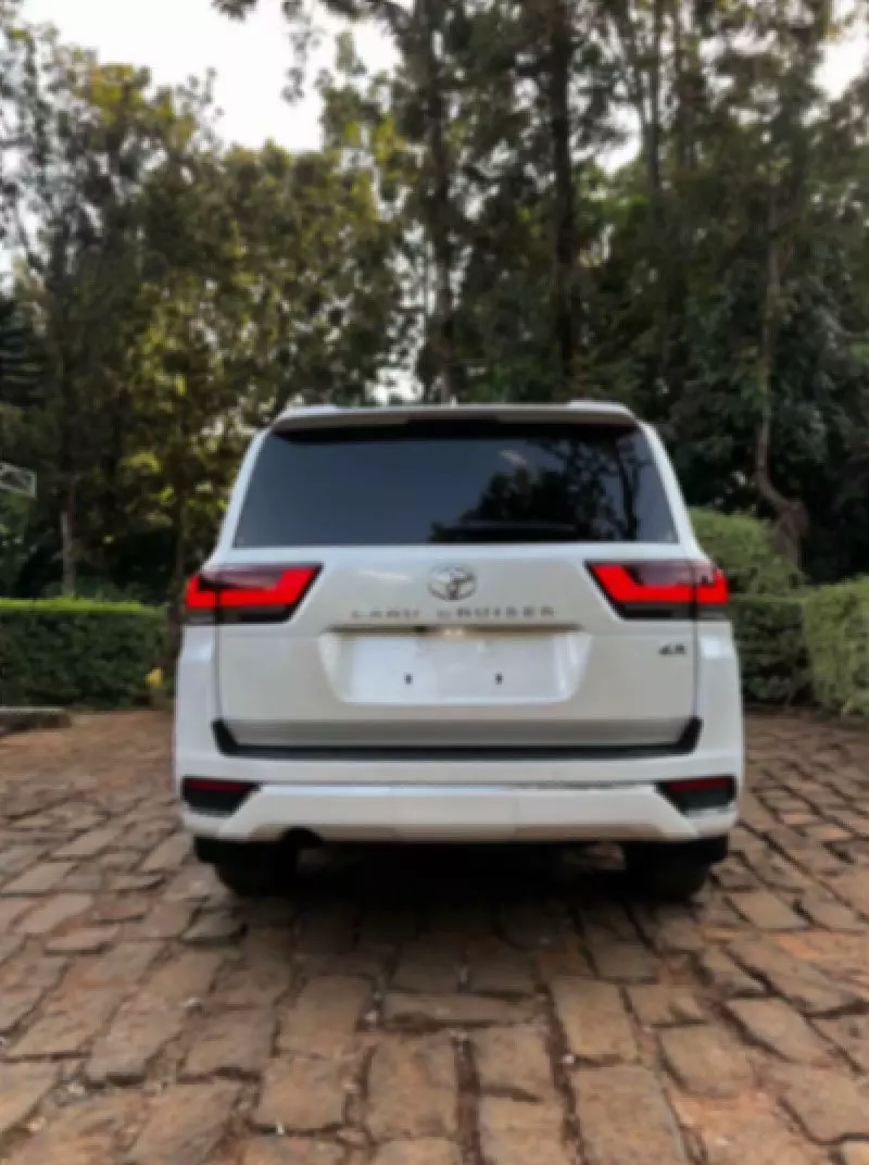 Toyota Land Cruiser   - 2022