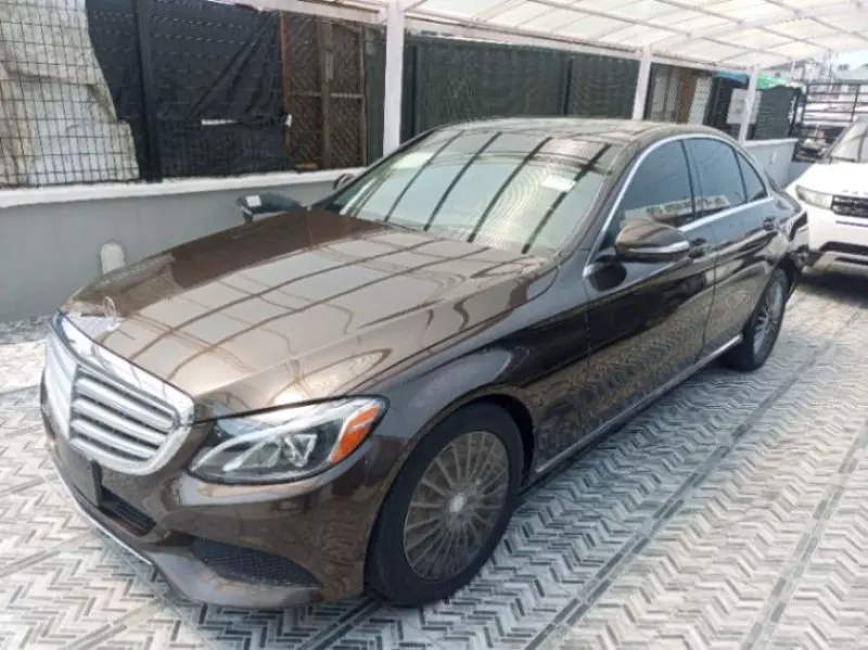 Mercedes-Benz C 300   - 2015