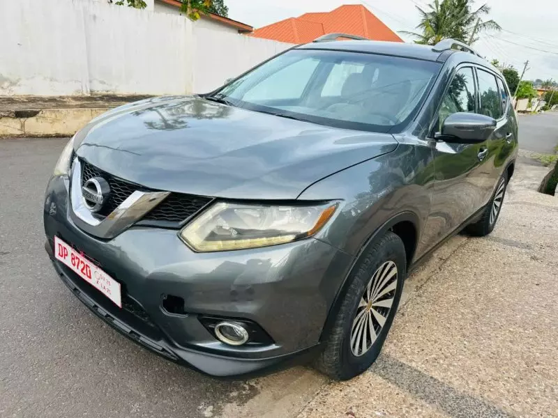 Nissan Rogue   - 2016