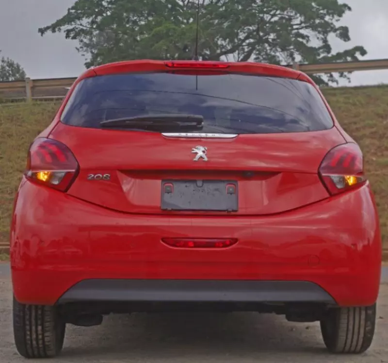 Peugeot 208   - 2018