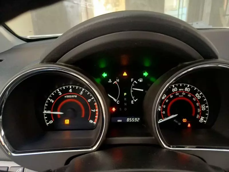 Toyota Highlander   - 2011