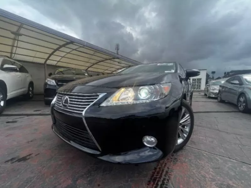 Lexus ES 350   - 2013