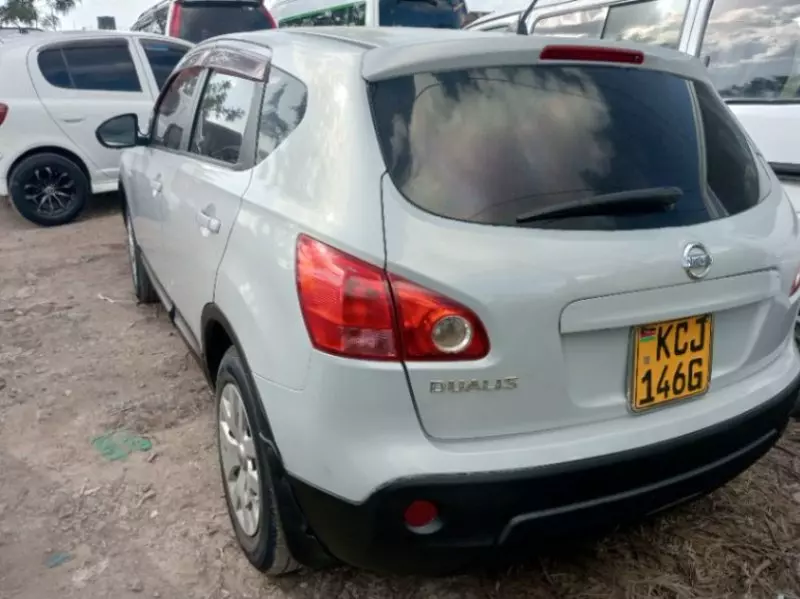 Nissan Dualis    - 2009