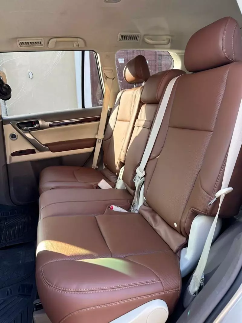 Lexus GX 460   - 2010