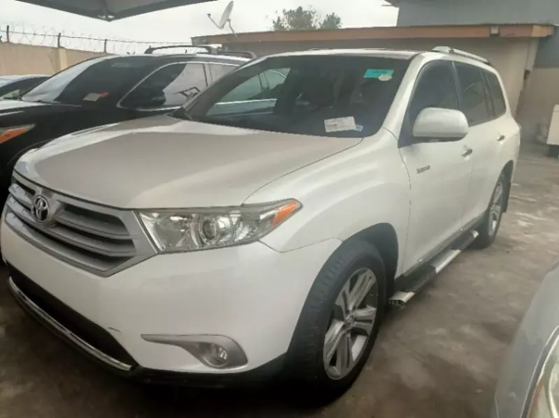 Toyota Highlander   - 2009