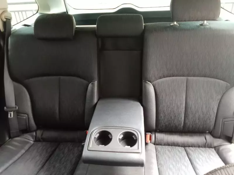 Subaru Outback   - 2011