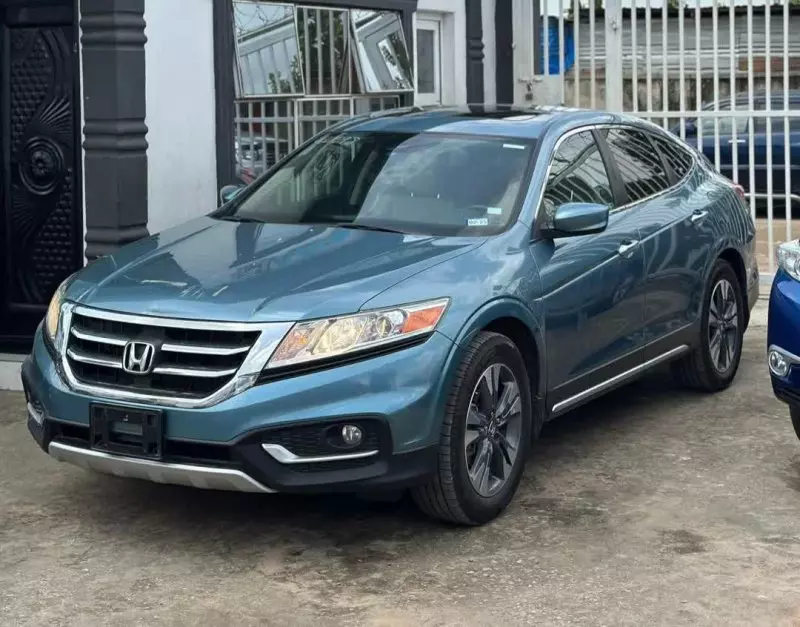 Honda Crosstour   - 2015
