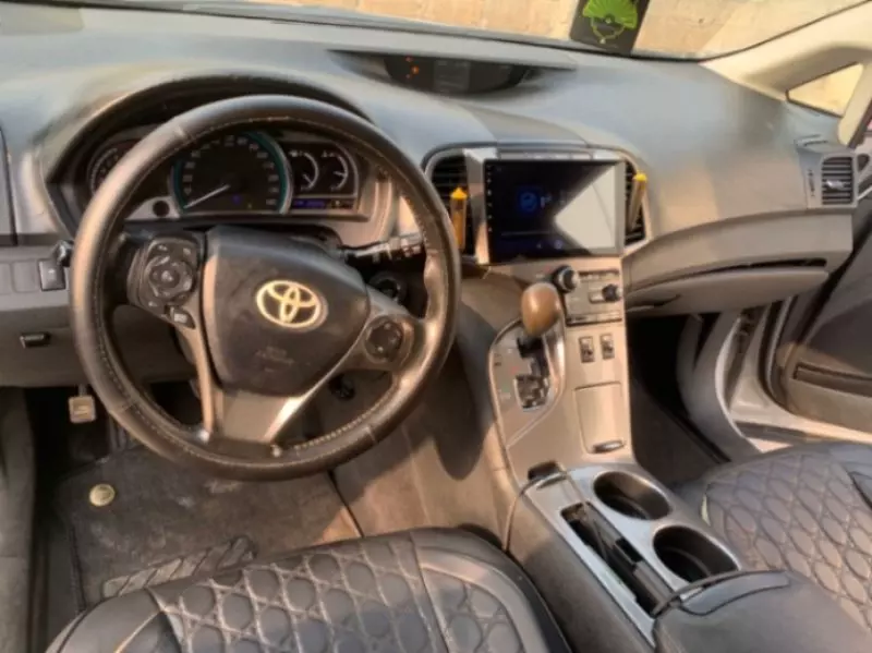 Toyota Venza   - 2013