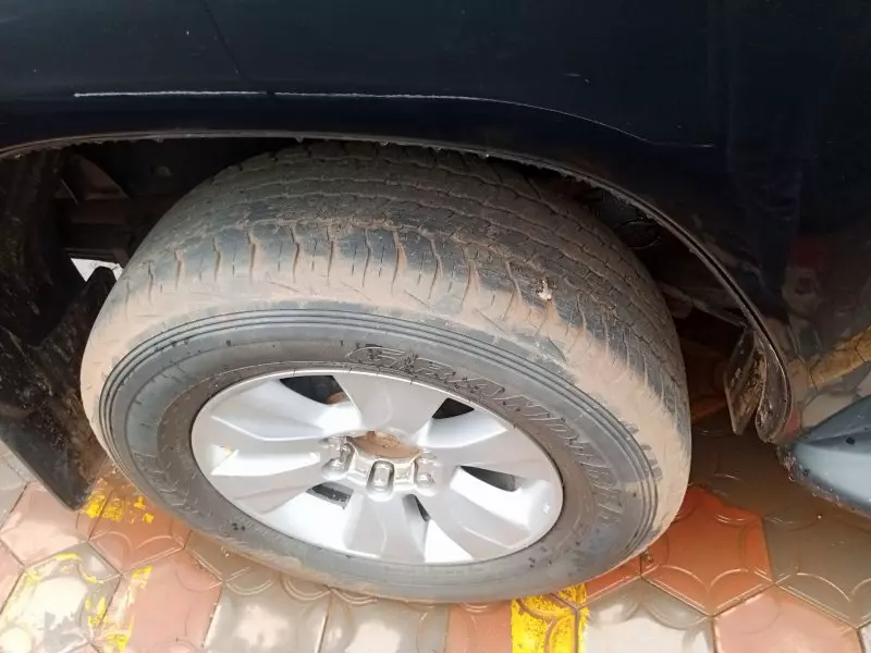 Toyota Hilux   - 2017