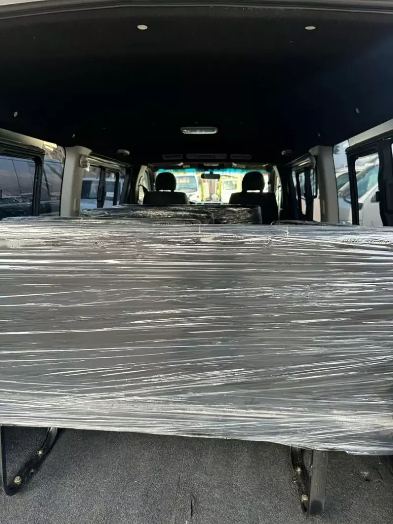 Toyota Hiace   - 2013
