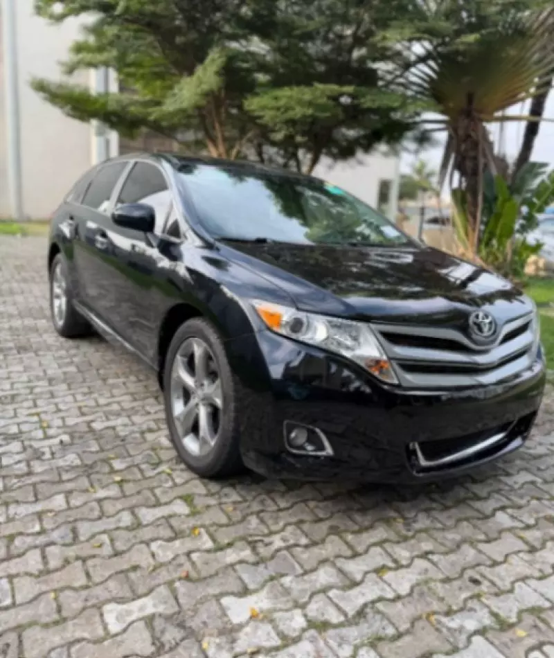 Toyota Venza   - 2010