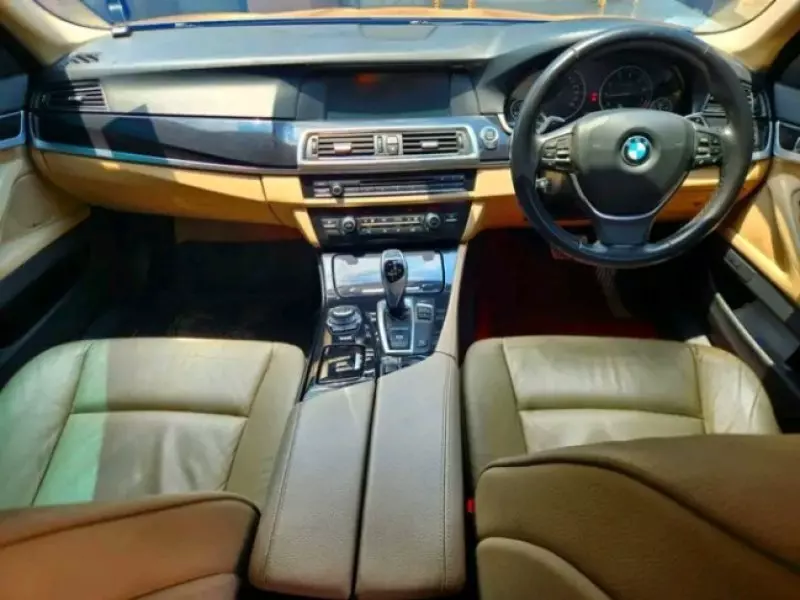 BMW 520   - 2012