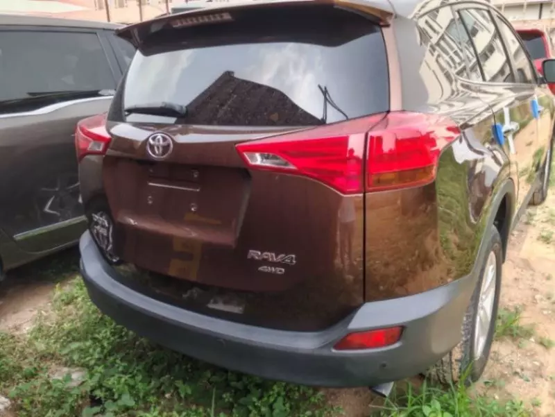 Toyota RAV 4   - 2013