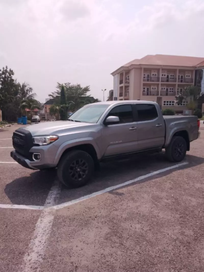Toyota Tacoma