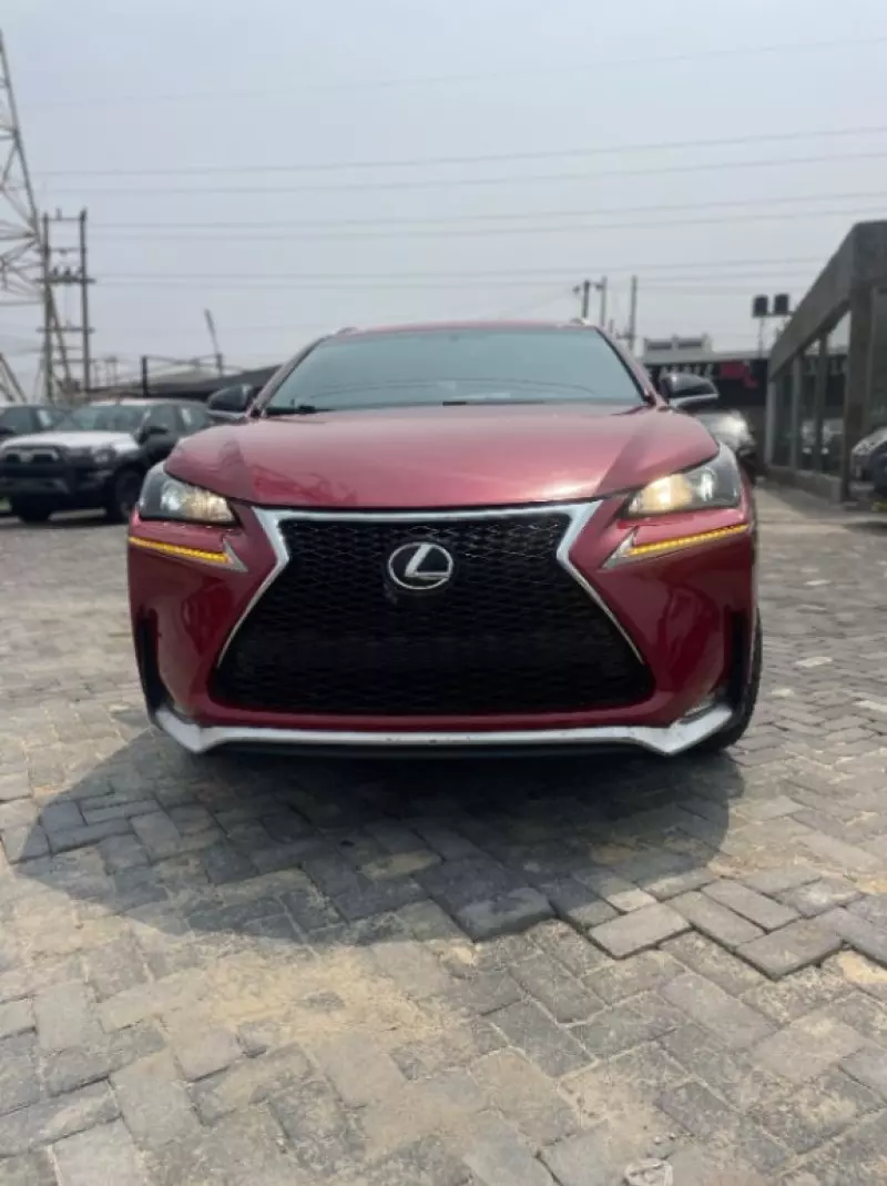 Lexus NX - 2017